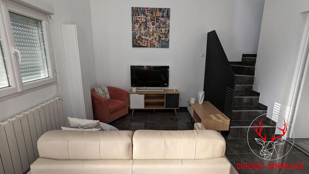 Maison individuelle rénovée avec terrasse