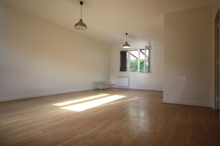  Maison à louer 4 pièces 85 m²