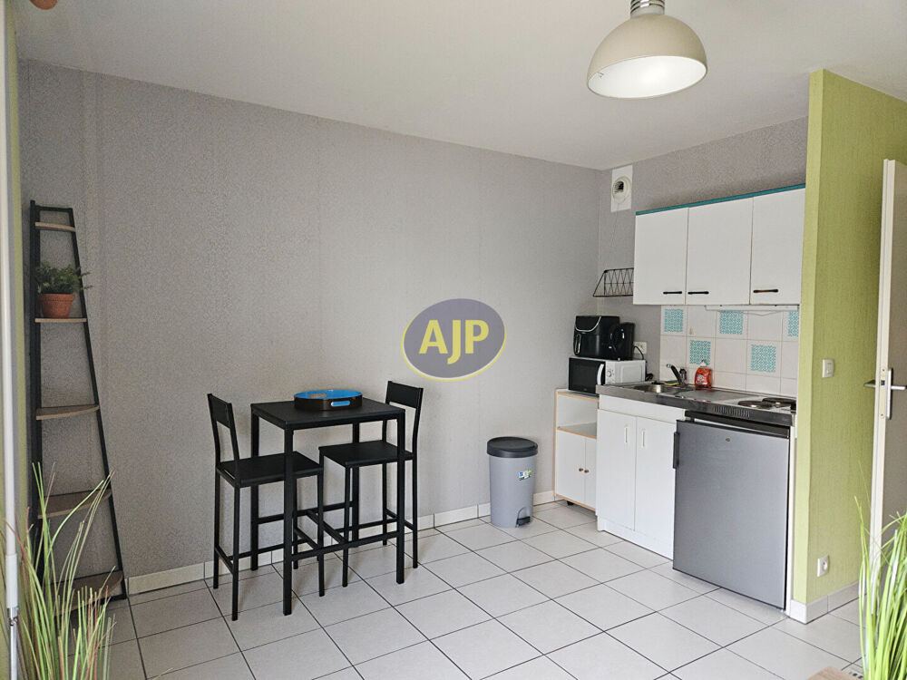 Location Appartement Nantes Canclaux - T1 meublé de 23.46 m2 Nantes