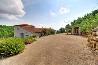 Vente Maison A VENDRE Maison Draguignan 5 pièces 158 m2 avec piscine Draguignan