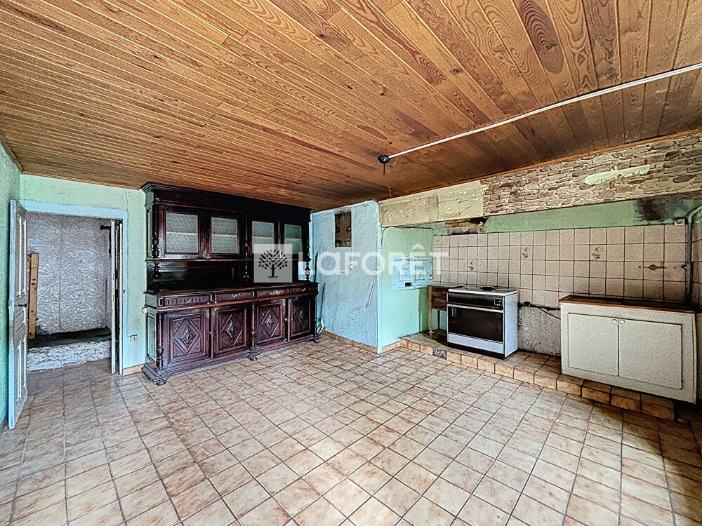 Corps de ferme en pierre avec grange - 151 m² -Fort potentiel