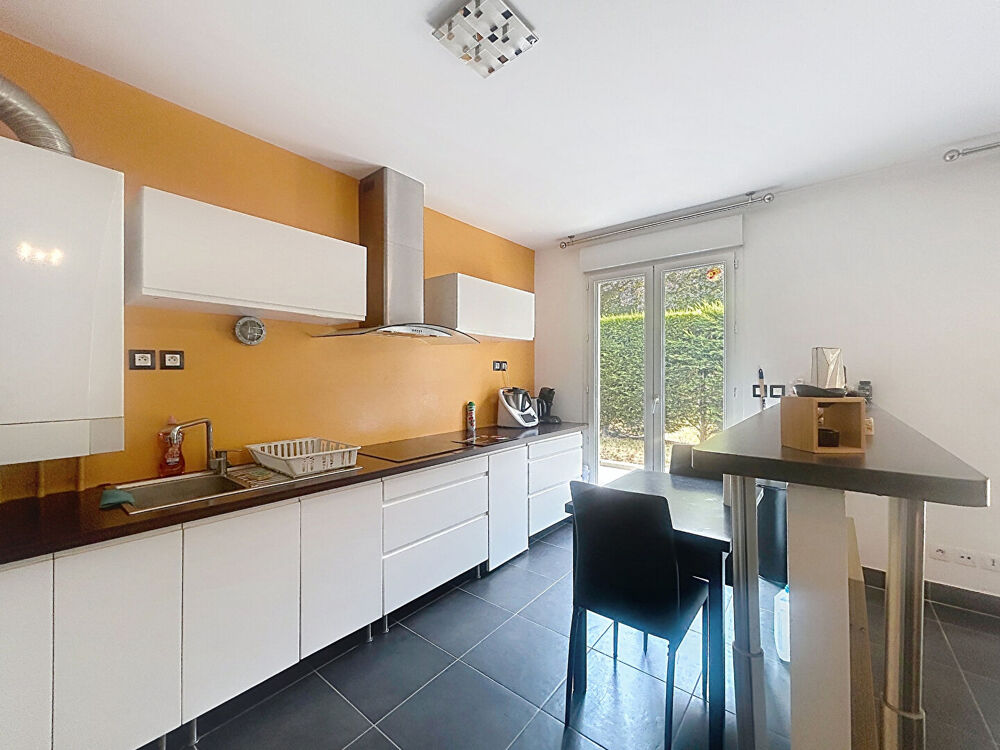 Vente Appartement COUP DE COEUR - T2 AVEC JARDIN PRIVATIF, GARAGE & PARKING ! Saint etienne