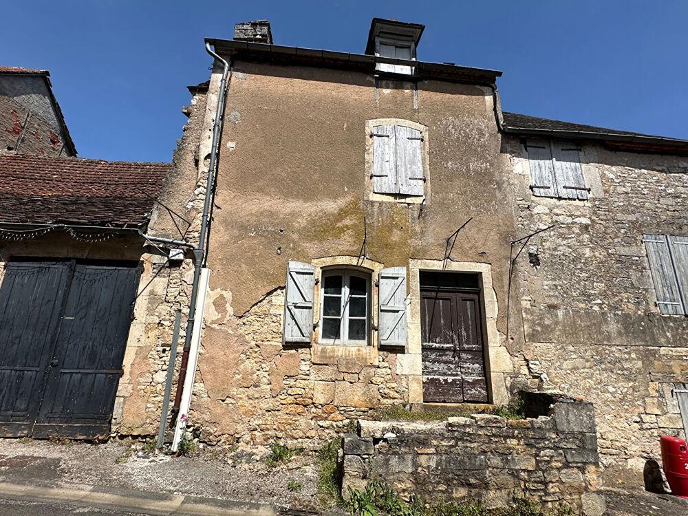 Vente Maison Maison à rénover coeur de village Sarrazac
