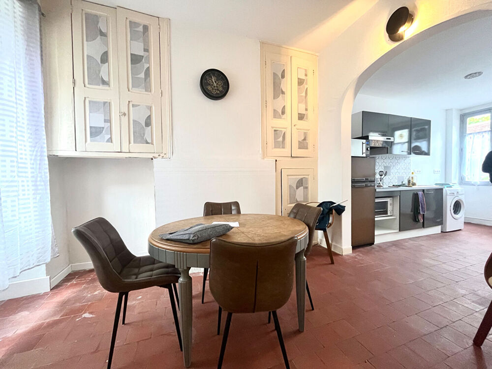 Maison de bourg rénovée proche cité royale de Loches