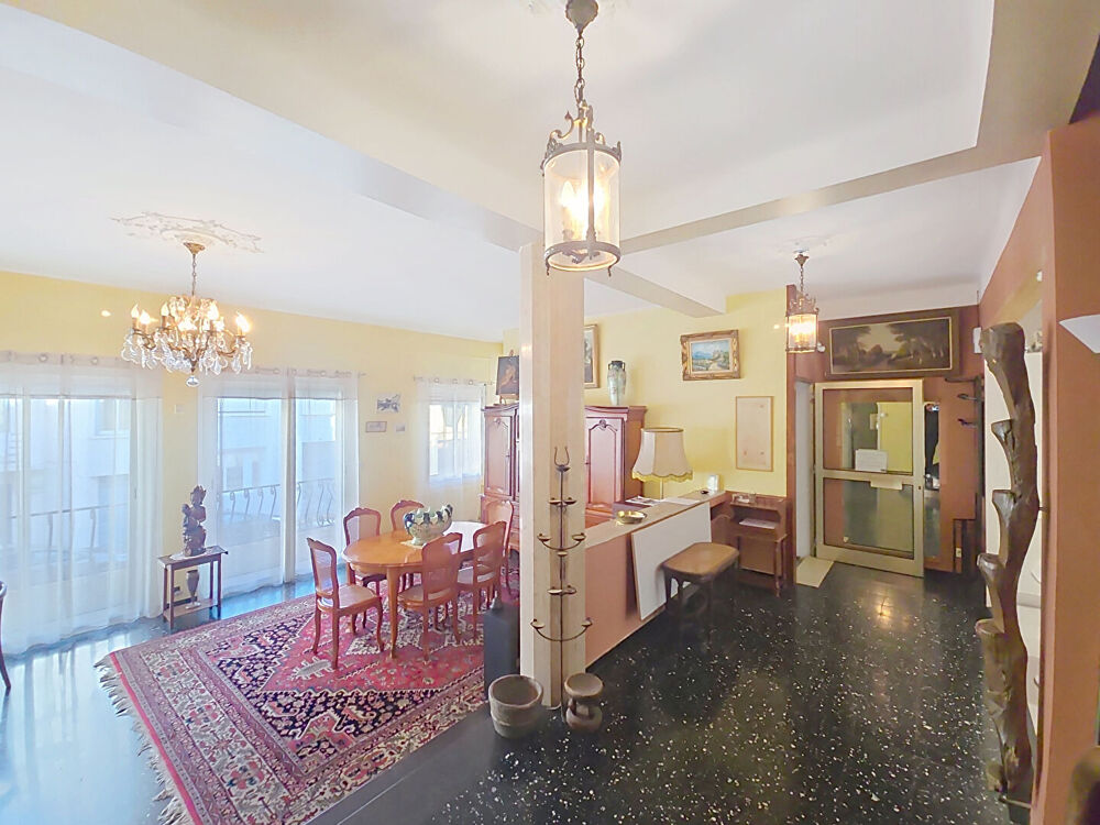 � vendre  Maison Toulon (83000)