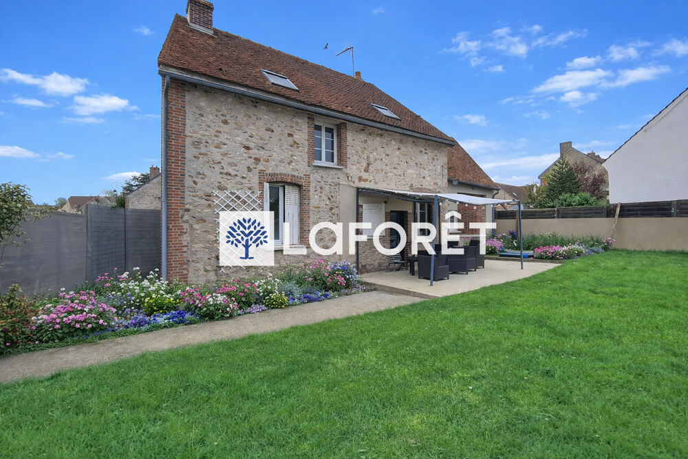 Maison briarde proche PROVINS