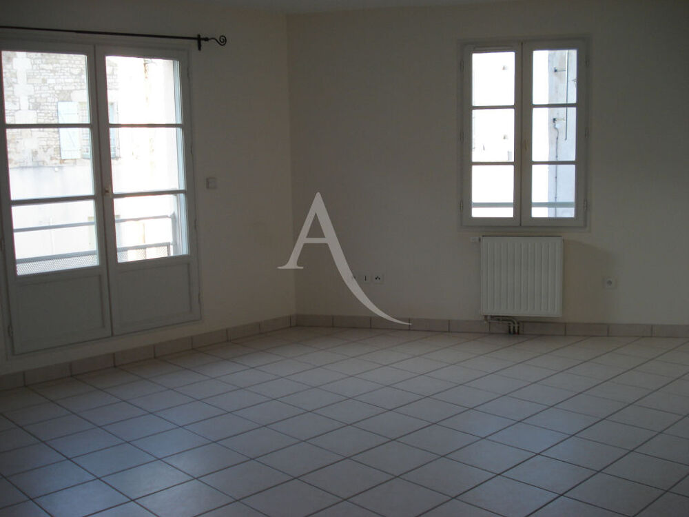 Location Appartement Appartement FONTENAY LE COMTE - 2 pièce(s) - 48.88 m2 Fontenay le comte