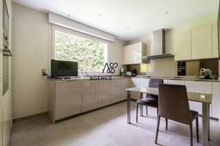  Maison à vendre 8 pièces 207 m²
