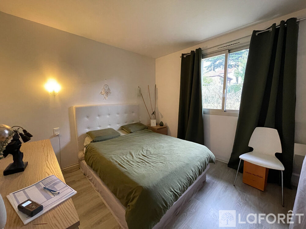 Location Appartement Appartement meublé Périgueux T2 - Balcon - Proche hôpital Perigueux