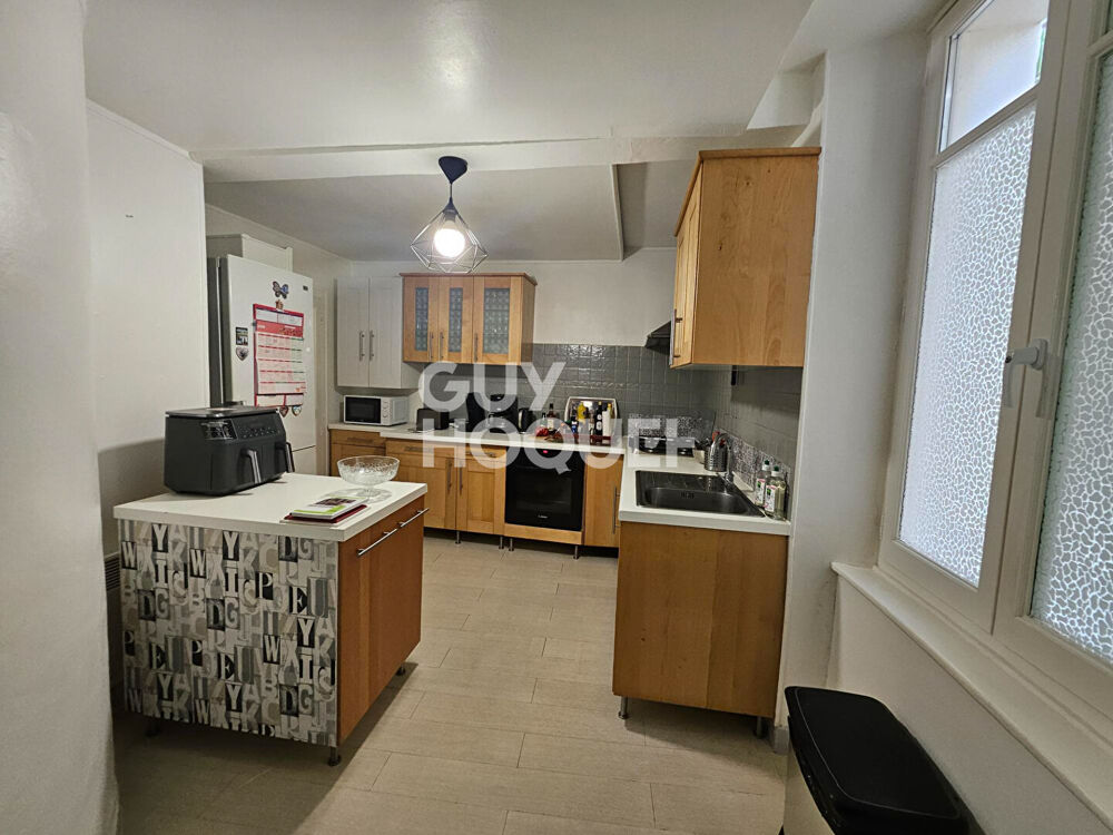 Vente Maison Maison 8 pièces à vendre à Beaufort - Exclusivité Guy Hoquet OLONZAC Beaufort