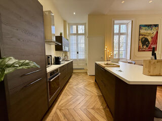  Appartement � vendre 4 pi�ces 165 m�