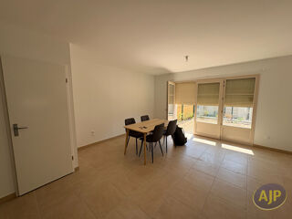  Maison à louer 3 pièces 68 m²