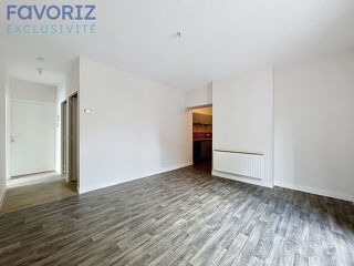  Appartement à louer 2 pièces 55 m²