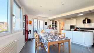  Maison � vendre 8 pi�ces 210 m�