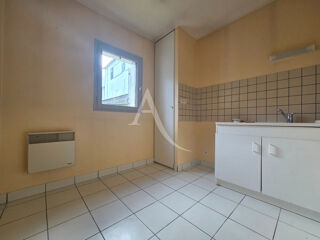  Immeuble à vendre 10 pièces 210 m²