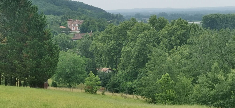 Propriété 190 m2 habitables, 5 chambres sur 2 hectares avec vue imprenable.