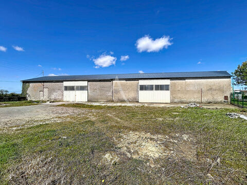   Local d'activit� Montilliers Maison - 5 pi�ce(s) - 650 m�