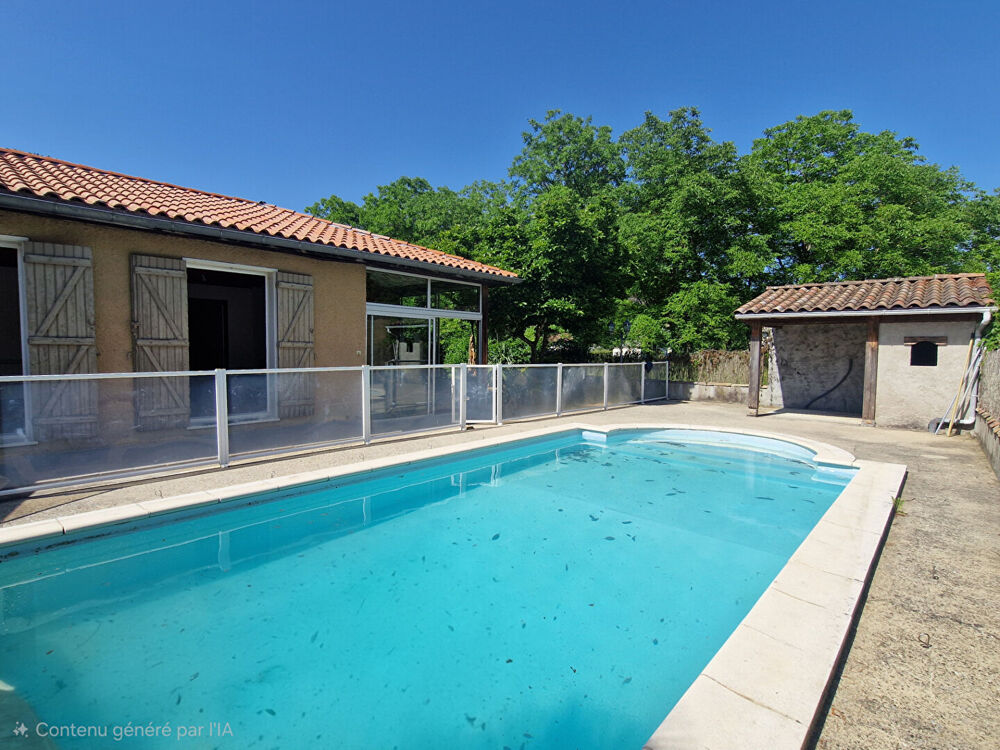 Maison de plain pied avec jardin, piscine et garage