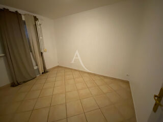  Immeuble � vendre 9 pi�ces 210 m�