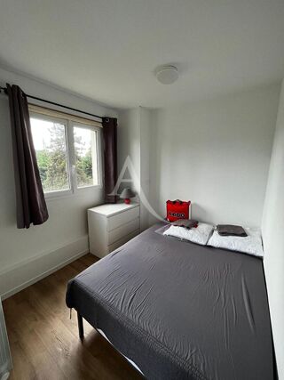  Appartement à louer 1 pièce 33 m²
