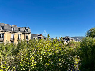  Appartement à vendre 6 pièces 141 m²