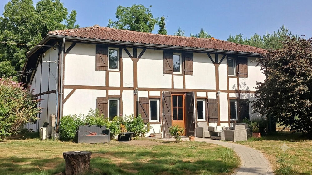 2 belles maisons landaises avec piscine et airial (revenus gîte)