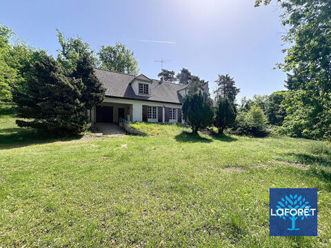   Maison Boutigny-sur-Essonne 11 pi�ces, 8 chambres, 11 418 m� de terrain bois�, cave totale, garage Maison - 11 pi�ce(s) - 261 m�