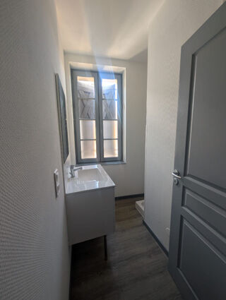 Appartement à louer 3 pièces 62 m²