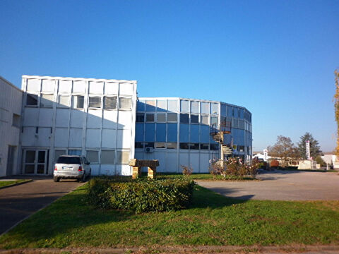 Bureaux Chatenoy Le Royal 60 m2 500 71880 Chatenoy le royal