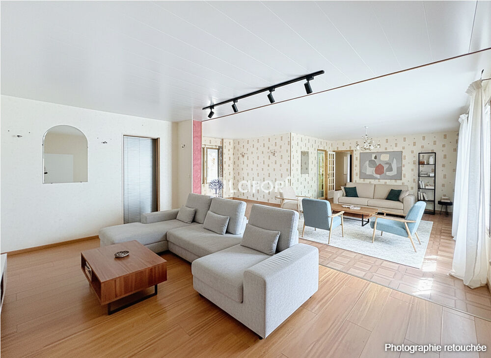 Vente Maison Maison familiale 4 chambres avec grand garage et terrasse couverte . Centre-ville de Fécamp 175m² Fecamp