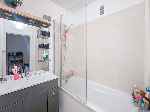  Appartement  vendre 4 pices 81 m