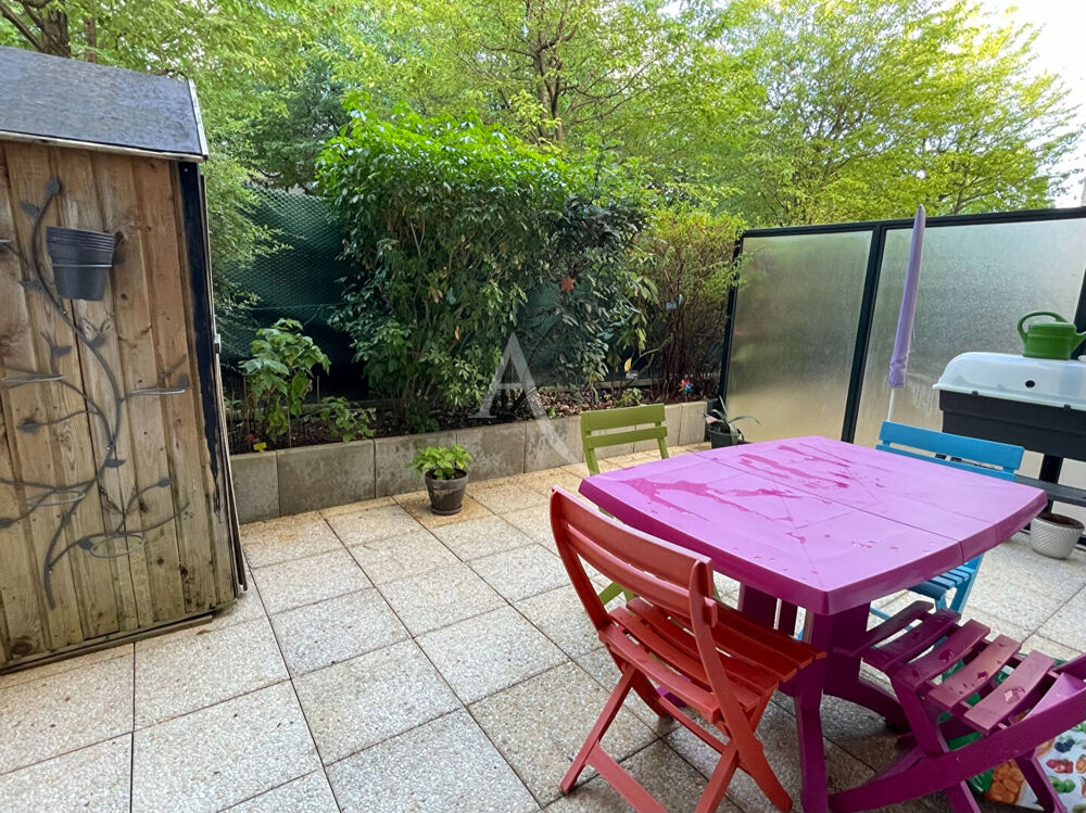 Location Appartement Appartement Bussy Saint Georges 2 pièce(s) 49.22 m2 + terrasse + parking Bussy saint georges