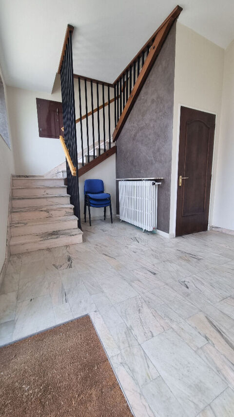  Appartement  louer 3 pices 95 m