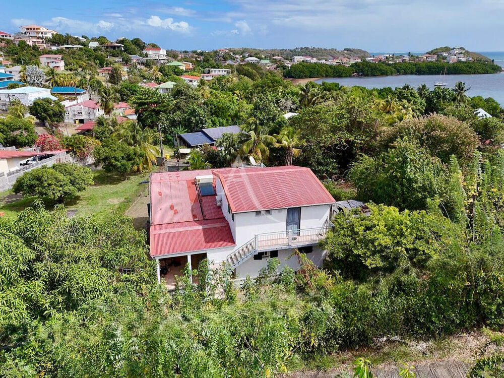 Vente Maison Villa Le Vauclin 8 pièce(s) 169 m2 Votre PEPITE est là !!!!!! SAISISSEZ-LA !!!!! Le vauclin