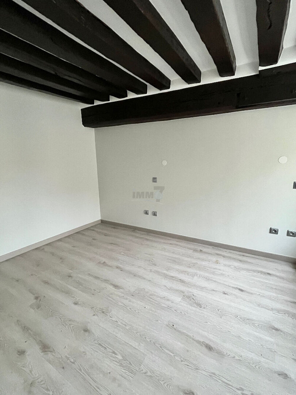 Appartement F2 neuf avec terrasse et jardinet - 590 HC