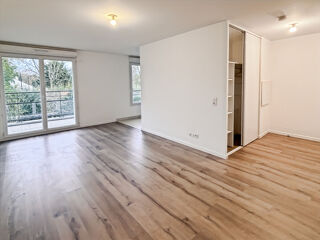  Appartement à louer 2 pièces 47 m²