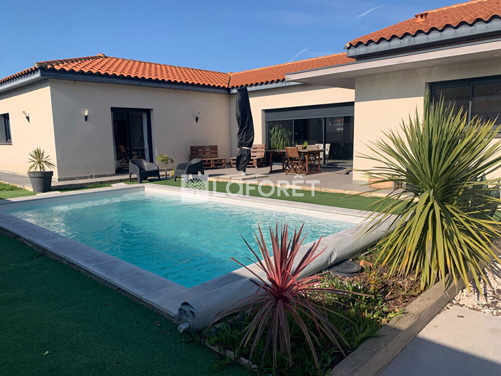 Villa plain-pied 143 M² Villemolaque