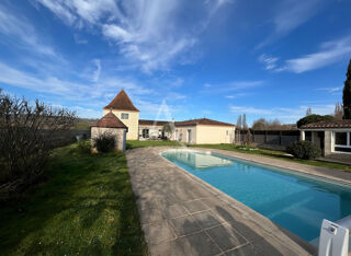  Maison � vendre 5 pi�ces 254 m�