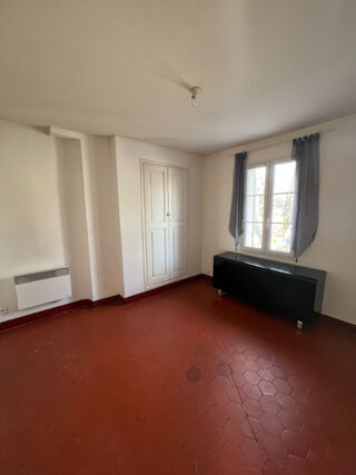  Appartement à louer 2 pièces 32 m²