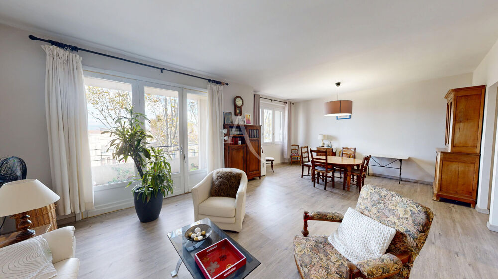 Vente Appartement Appartement centre ville Carcassonne avec ascenseur balcon et garage Carcassonne