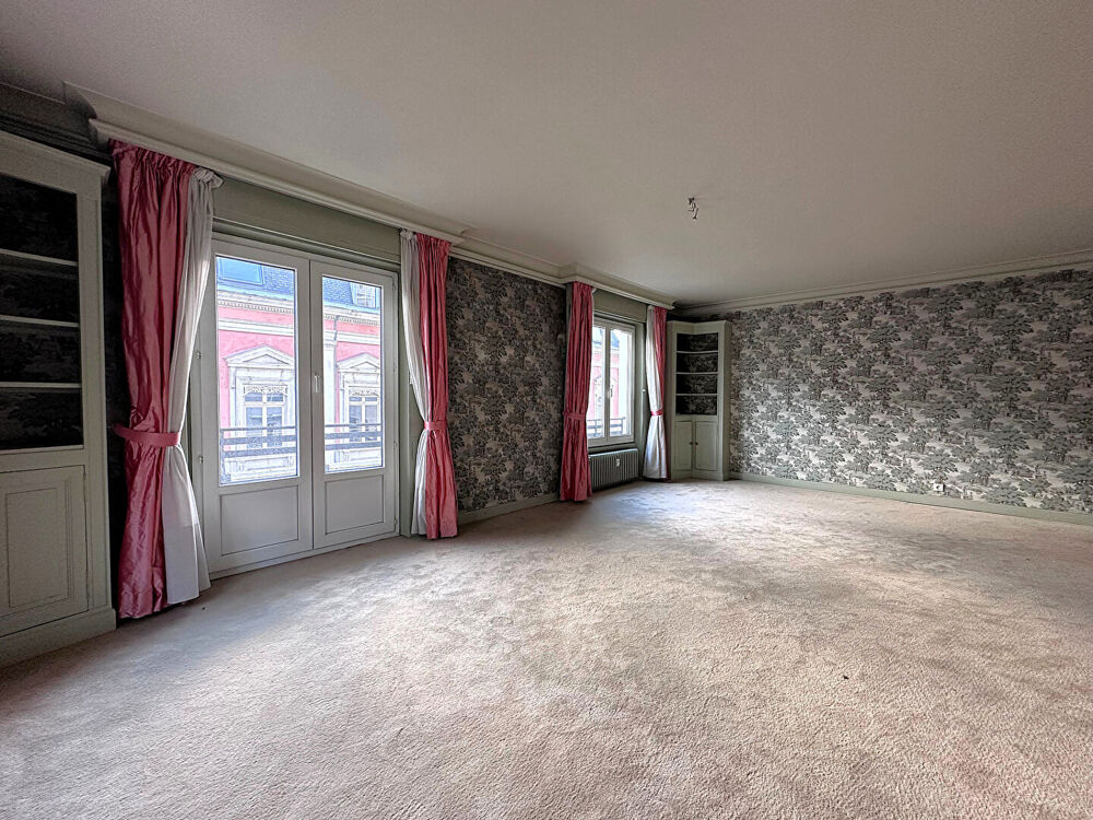 Vente Appartement Appartement 5 pièces à vendre en hyper centre-ville de Chambéry Chambery