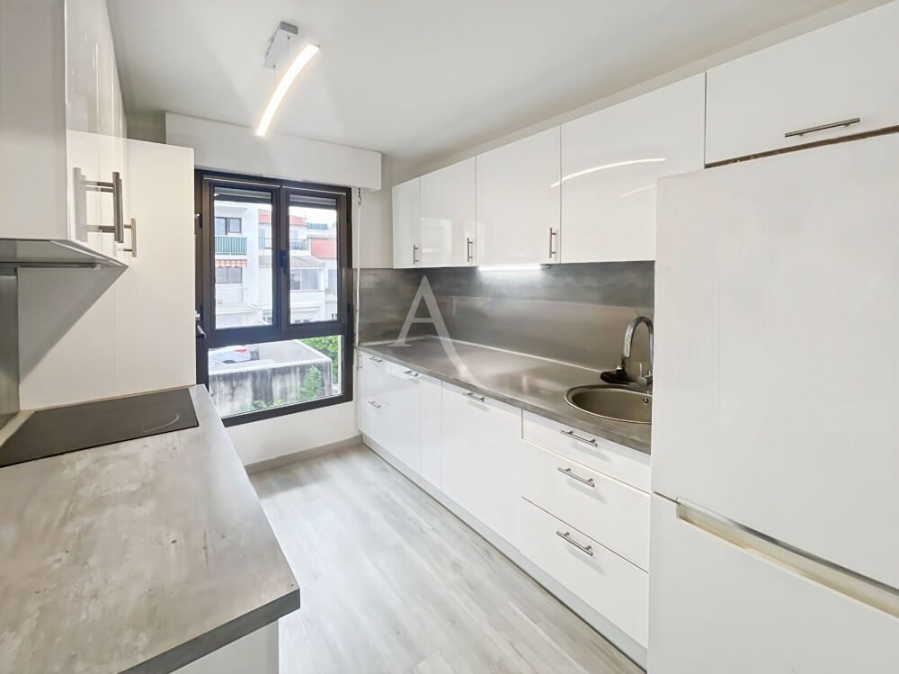 Vente Appartement 2 P Cannes Centre avec grande terrasse Cannes