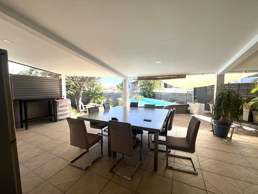 Villa T4 avec Studio et T3 Sainte Clotilde