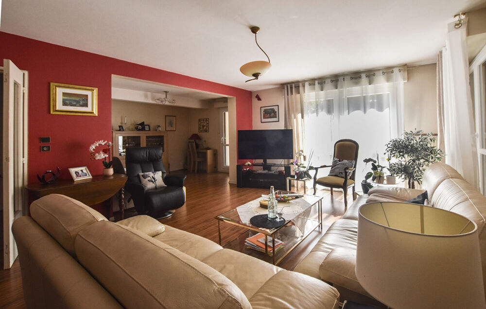 APPARTEMENT BESANCON en Rez de Jardin - Terrasse - 5 pièce(s) - 100 m2