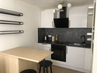  Appartement à louer 3 pièces 51 m²