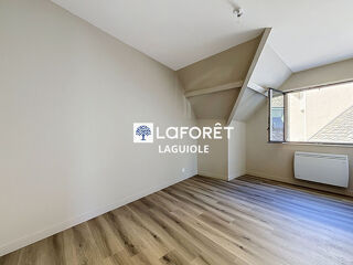  Appartement à louer 3 pièces 61 m²
