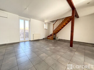 Appartement � louer 5 pi�ces 122 m�