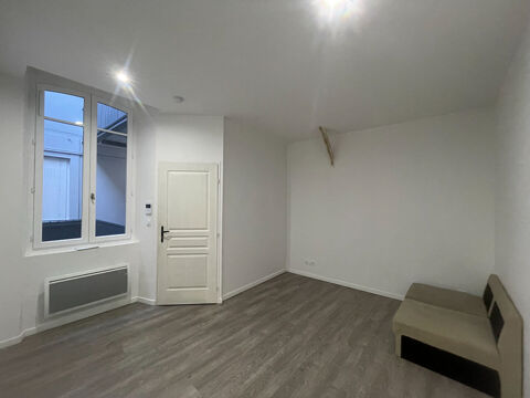  Appartement  louer 1 pice 28 m