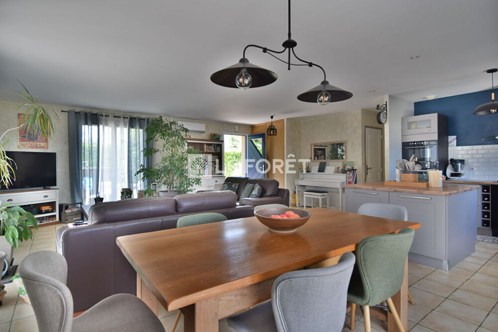 Vente Maison Jugeals-Nazareth : maison de 2008, 3 chambres, terrasse et vue exceptionnelle Jugeals nazareth