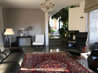  Villa � vendre 14 pi�ces 